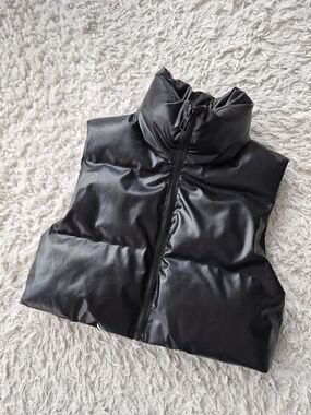 SHEIN Faux Leather Puffer Vest Black XS